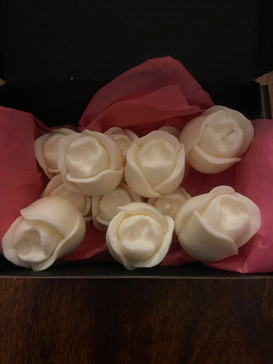 Dozen roses tea light / wax melt set